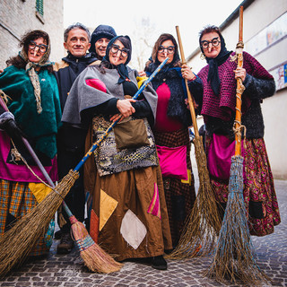 Nella foto la festa della Befana che si tiene ogni anno ad Urbania (Pesaro-Urbino)