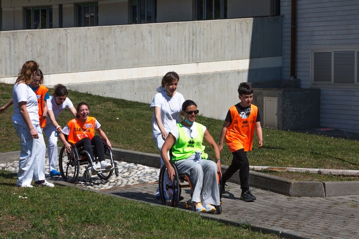 All'Unità Spinale di Pietra Ligure la visita degli studenti dell’Istituto salesiano Madonna degli Angeli di Alassio (FOTO)
