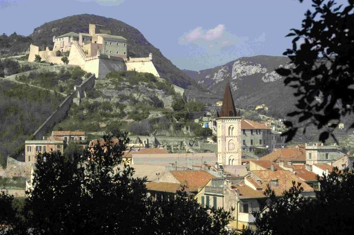 Giornate Nazionali dei Castelli: riflettori puntati su Finalborgo Giornate Nazionali dei Castelli: riflettori puntati su Finalborgo