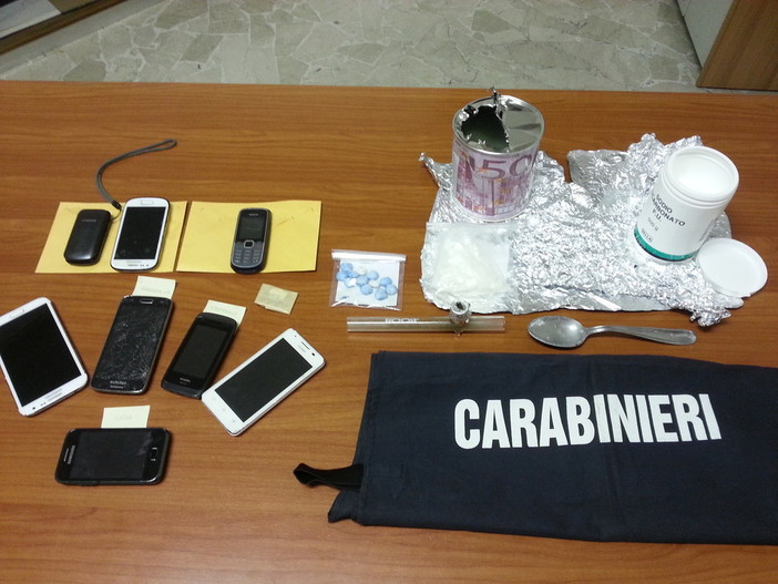 Cairo Montenotte: cocaina e materiale per confezionamento arrestati tre tunisini Cairo Montenotte: cocaina e materiale per confezionamento arrestati tre tunisini