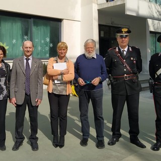 Il Lions consegna il Tricolore alla scuola primaria di Noli e Spotorno Il Lions consegna il Tricolore alla scuola primaria di Noli e Spotorno