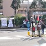 "La sanità non si imprigiona mai. Il silenzio è complice": flashmob davanti all'ospedale San Paolo (FOTO) "La sanità non si imprigiona mai. Il silenzio è complice": flashmob davanti all'ospedale San Paolo (FOTO)