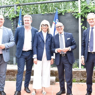 Presunta corruzione in Regione, Fratelli d'Italia: "Attendiamo la libertà di Toti affinchè possa difendersi" Presunta corruzione in Regione, Fratelli d'Italia: "Attendiamo la libertà di Toti affinchè possa difendersi"