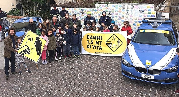La Sicurezza Stradale per i giovani delle scuole nella seconda parte del Trofeo Laigueglia La Sicurezza Stradale per i giovani delle scuole nella seconda parte del Trofeo Laigueglia