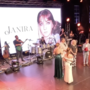 A Loano una serata di emozioni nel ricordo di Janira: Francesca Lina Valente dedica “Libera” e incanta con Rebecca Ferguson