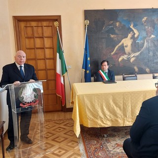 Giorno della Memoria, in Prefettura consegnate 7 medaglie d'onore ad ex deportati savonesi (FOTO)