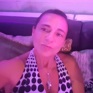 Albenga: Giulia Berardino mamma e commessa di un supermercato di Albenga si candida con Diego Distilo