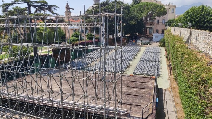 Loano, il restyling del Giardino del Principe inizia con le barriere antirumore