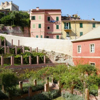 Finale celebra e ricorda Giorgio Gallesio: un busto del botanico nei Giardini delle Mura