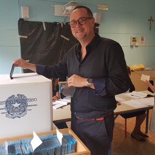 Candidati sindaco al voto: Parascosso alle urne ad Alassio