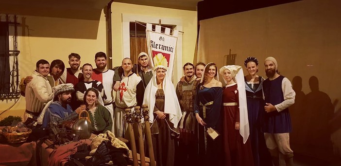 Foto pagina Facebook "Gruppo Storico 'La Medioevale' di Savona" Foto pagina Facebook "Gruppo Storico 'La Medioevale' di Savona"