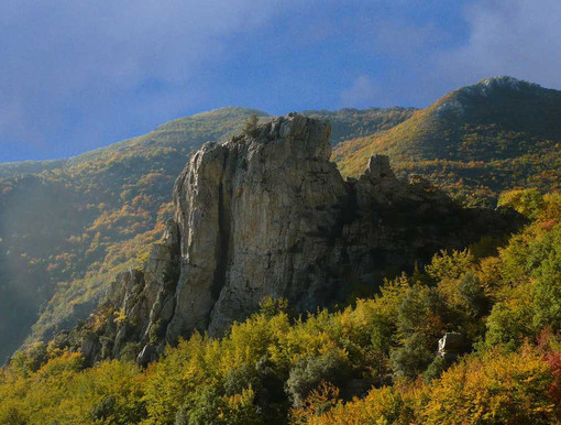 Due giorni a spasso sul massiccio montuoso del Monte Carmo di Loano Due giorni a spasso sul massiccio montuoso del Monte Carmo di Loano