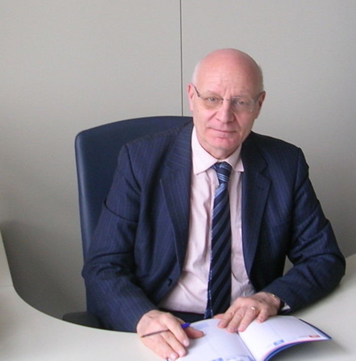 Il presidente FIGC Liguria Ivaldi: "Partecipiamo al dolore della famiglia di Davide e della società Albenga"