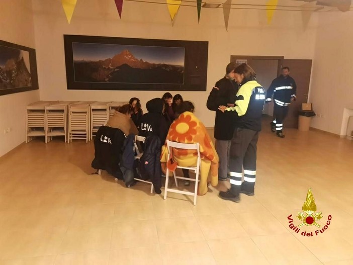 Gruppo scout di Pietra Ligure si perde nella nebbia sui monti del cuneese: 12 persone recuperate in buone condizioni