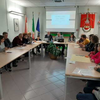 Giorno del Ricordo, a Quiliano il consiglio comunale dei ragazzi chiede di installare un monumento/targa per tutti i bambini vittime indifese delle guerre