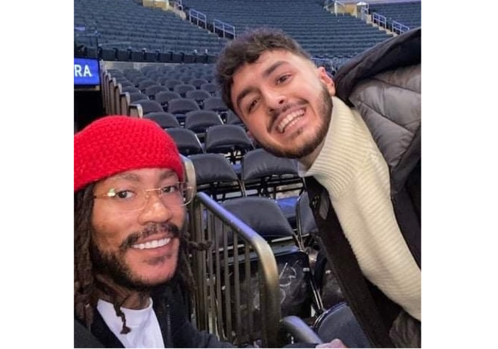 Gli sbagliano i biglietti per vedere match Nba a New York: il savonese Gabriele in campo con giocatori e vip