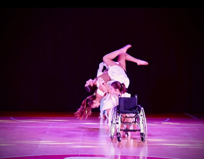La danzatrice ipovedente savonese Ginevra Accoto ospite della UICI di Catanzaro La danzatrice ipovedente savonese Ginevra Accoto ospite della UICI di Catanzaro