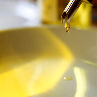 Olioliva 2010 celebra l'olio extravergine d'oliva appena franto e compie dieci anni