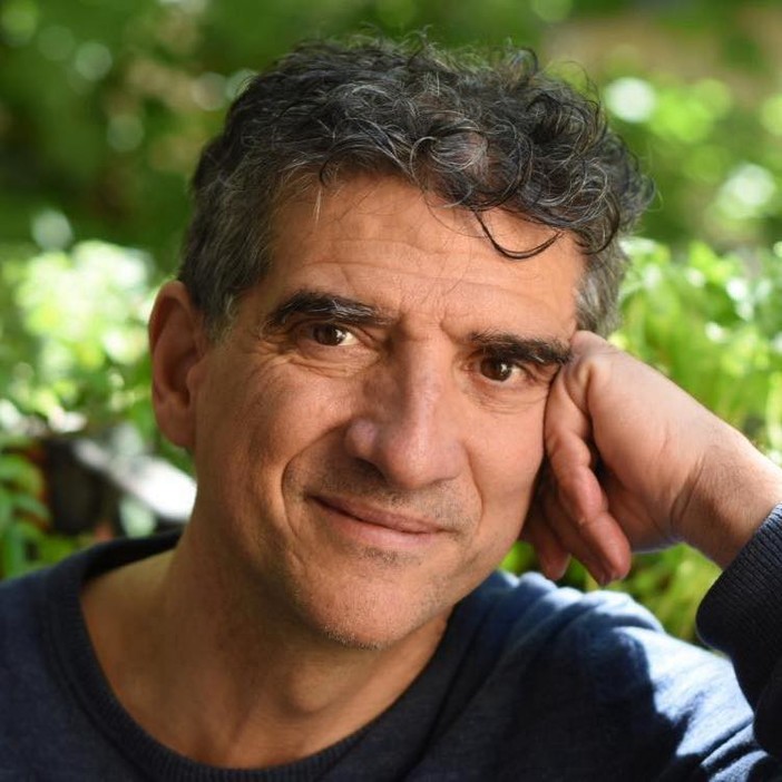 Loano, al Giardino del Principe la presentazione de "Le api non vedono il rosso" di Giorgio Scianna