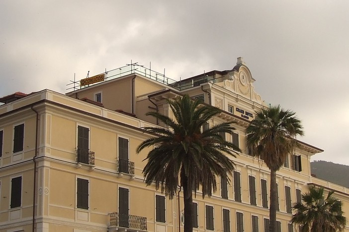 "Operazione" Grand Hotel ad Alassio, tra lavori extra e cambiamenti costerà circa 17 milioni ai cittadini "Operazione" Grand Hotel ad Alassio, tra lavori extra e cambiamenti costerà circa 17 milioni ai cittadini