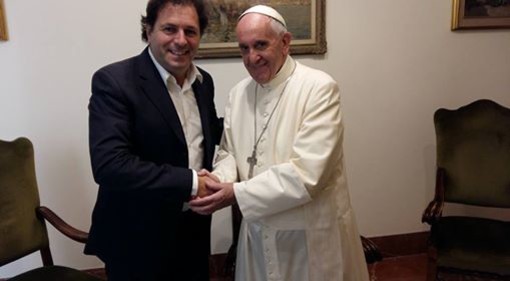 L'alassino Gustavo Lacarrieu incontra il connazionale Papa Francesco L'alassino Gustavo Lacarrieu incontra il connazionale Papa Francesco