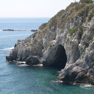Bergeggi, sabato escursione a "Punta Predani e la Grotta Marina"