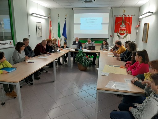 Giorno del Ricordo, a Quiliano il consiglio comunale dei ragazzi chiede di installare un monumento/targa per tutti i bambini vittime indifese delle guerre