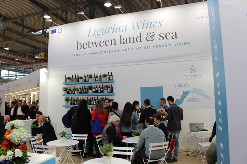 Vinitaly apre le porte all'estero per Vite in Riviera