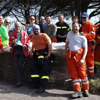 I volontari del Gruppo Comunale di Protezione Civile di Alassio e la Squadra AIB del Comune di Laigueglia in azione per una linea tagliafuoco in collina