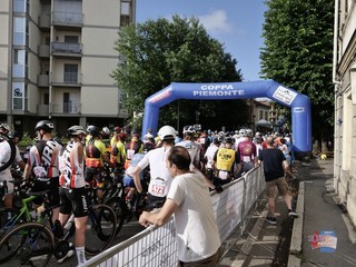Granfondo Città di Tortona: trionfano Federico Pozzetto ed Eleonora Calvi di Coenzo Granfondo Città di Tortona: trionfano Federico Pozzetto ed Eleonora Calvi di Coenzo