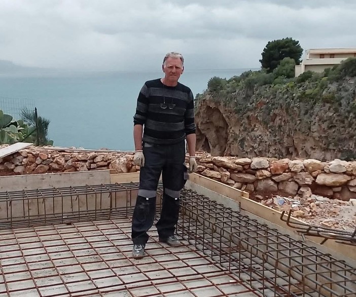 Incidente mortale sul lavoro a Bergeggi, la vittima è l'operaio Giuseppe Cervillera