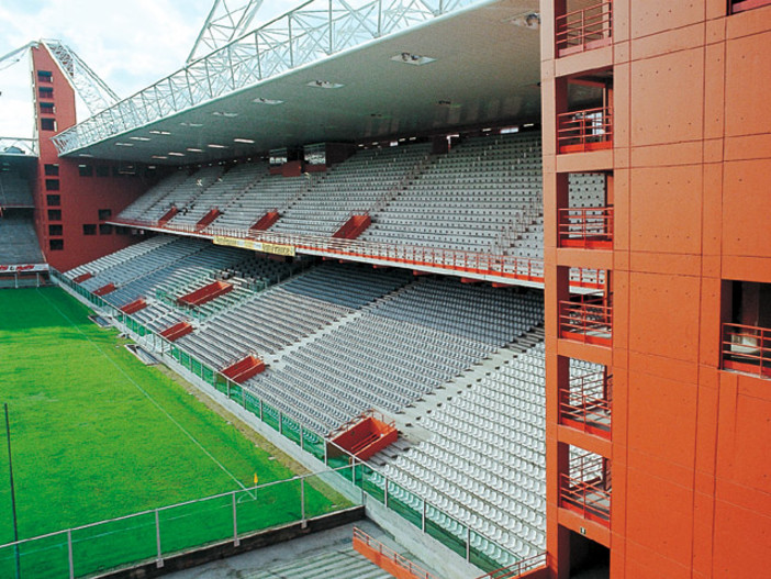 Follia Serba allo Stadio Marassi di Genova. Se ne discute in Regione Follia Serba allo Stadio Marassi di Genova. Se ne discute in Regione
