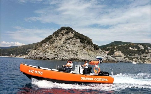 Guardia Costiera in campo per "Mare Sicuro 2026": controlli rafforzati da Varazze ad Andora