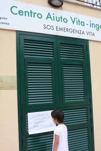 Albenga: atti vandalici al Centro Aiuto alla vita ingauno Albenga: atti vandalici al Centro Aiuto alla vita ingauno