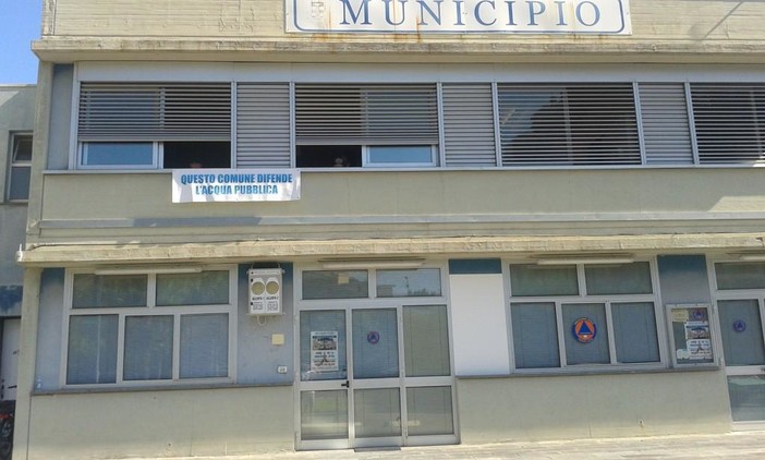 "L’acqua deve restare un bene comune", presa di posizione dell'amministrazione comunale di Borghetto "L’acqua deve restare un bene comune", presa di posizione dell'amministrazione comunale di Borghetto