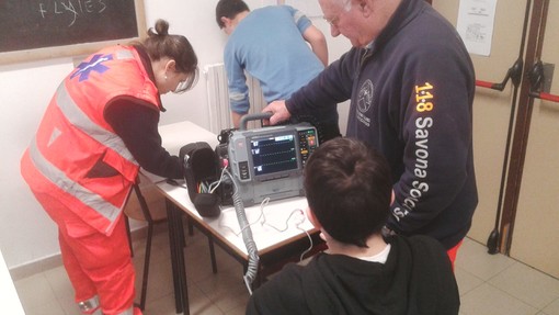 Borgio Verezzi, entra nel vivo il progetto di educazione ambientale "Puliamo i nostri sentieri-Bandiera verde" Borgio Verezzi, entra nel vivo il progetto di educazione ambientale "Puliamo i nostri sentieri-Bandiera verde"