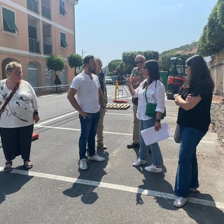 Toirano, partiti i lavori del primo lotto di rigenerazione urbana: al via la riqualificazione di Via Mainero (FOTO)