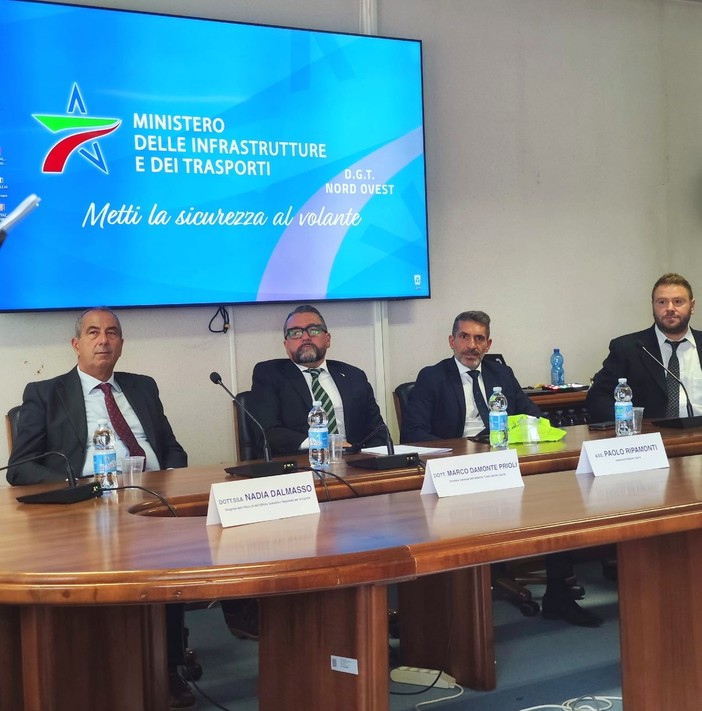 Vado Ligure, mobilità senza barriere: "Il diritto di guidare deve essere garantito a tutti" Vado Ligure, mobilità senza barriere: "Il diritto di guidare deve essere garantito a tutti"