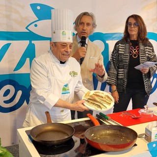 "Azzurro Pesce d’Autore": con l'associazione "Antiche vie del sale" protagonista la cucina naturale (FOTO)