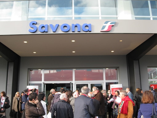 Savona, muore il custode dei bagni della stazione