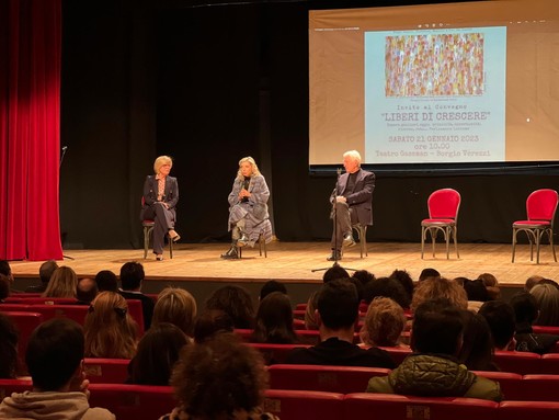A Borgio Verezzi il convegno "Liberi di crescere": "Fare rete per il bene dei nostri giovani" (FOTO)