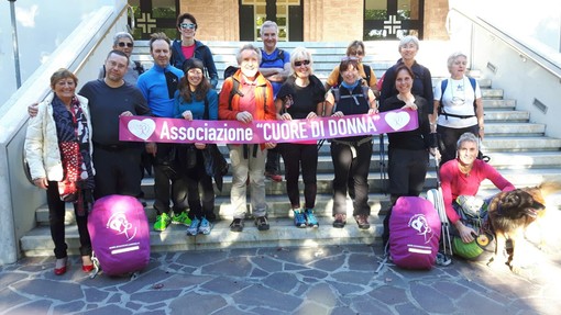 Tappa ad Andora per "Due cuori in cammino": obiettivo dei pellegrini l'acquisto di un nuovo ecografo Tappa ad Andora per "Due cuori in cammino": obiettivo dei pellegrini l'acquisto di un nuovo ecografo