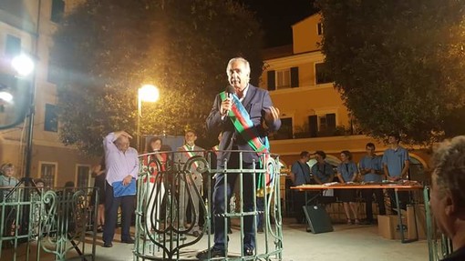 Pietra Ligure, il vicepresidente del Consiglio regionale Luigi De Vincenzi alla festa della Società Filarmonica Guido Moretti
