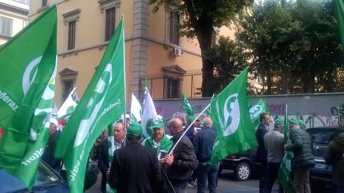 Da Savona a Roma: agricoltori in protesta contro l'immobilismo