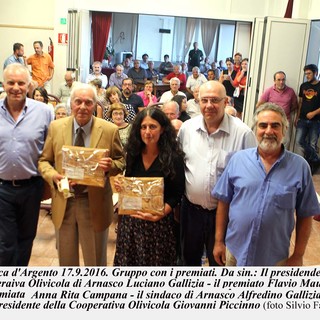 Arnasco, assegnati i Premi "Arnasca d'Argento 2016" e Gianni Alberti"
