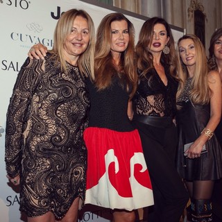 Da sinistra Grazia Pitorri , Federica Moro, Alba Parietti, Raffaella Corsi , e Olimpia Amgelini