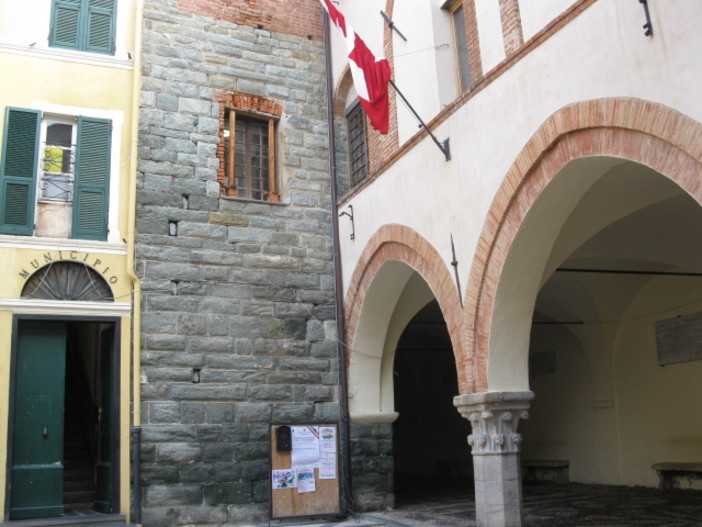 Noli: oggi i funerali dell’artista ed ex sindaco dell’antica Repubblica Marinara Carla Fois Noli: oggi i funerali dell’artista ed ex sindaco dell’antica Repubblica Marinara Carla Fois