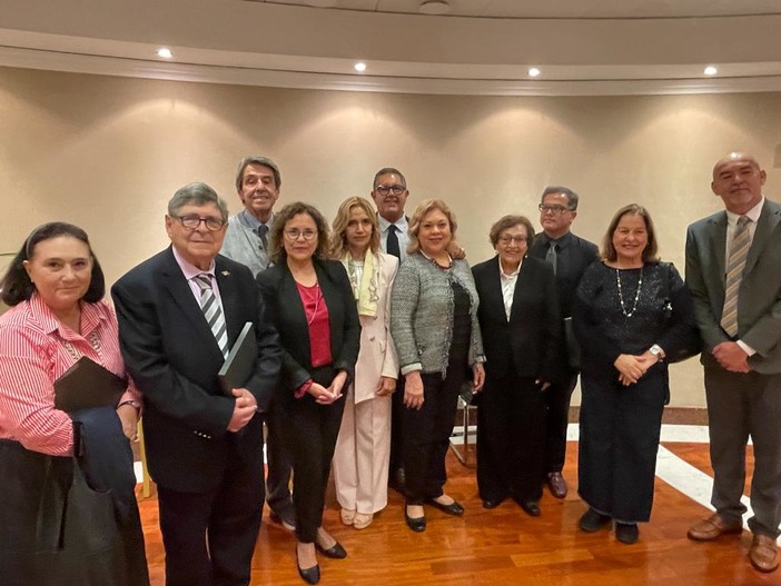 Regione, incontro tra il presidente Toti e una delegazione di Ambasciatori dei Paesi GRULAC Regione, incontro tra il presidente Toti e una delegazione di Ambasciatori dei Paesi GRULAC