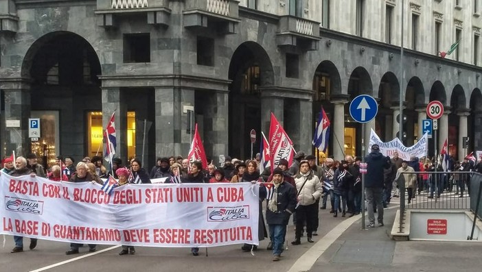 Grande partecipazione dalla Liguria a Milano contro il blocco a Cuba (FOTO)