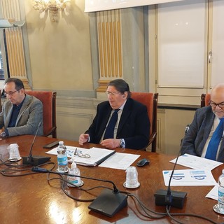 Savona, in calo le imprese sul territorio ma aumentano gli occupati: il focus della Camera di Commercio